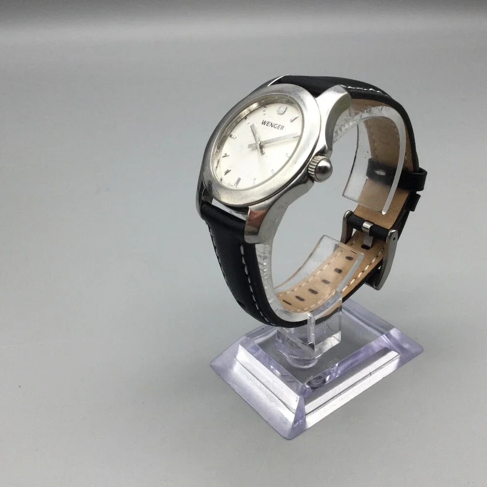 Wenger S.A.K. Design Womens Watch 35mm Silver Tone Date Leather New Battery